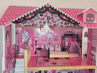 Casa muñecas madera 120cm rosa/negra recogida