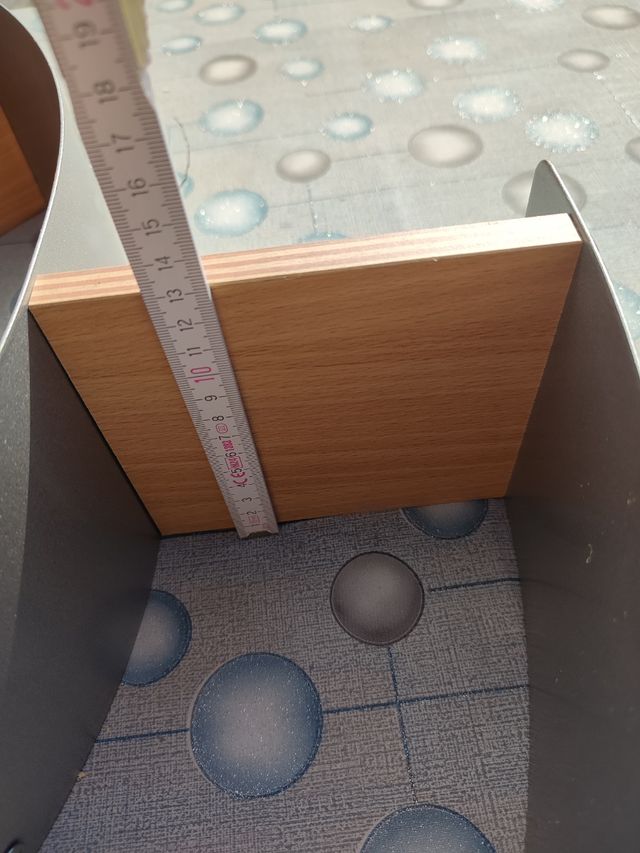 Scaffale a spirale metallo-legno