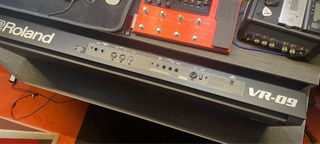 Teclado Roland V-Combo VR-09-B Sintetizador