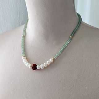 Collar Jade-Perlas: Verde & Blanco