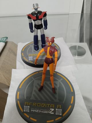 Mazinger Z y Afrodita A - Figuras
