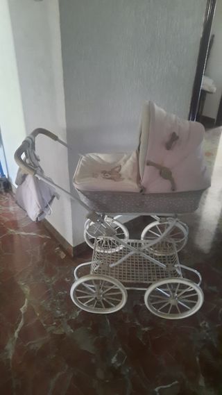 Carrito muñecas vintage
