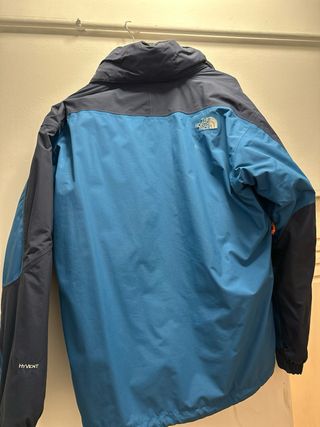 Chaqueta North Face (talla M)