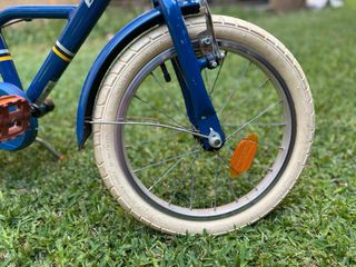 Bicicleta B-Twin 16" infantil azul