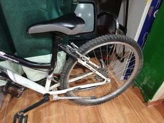 Bicicleta MTB EMT
