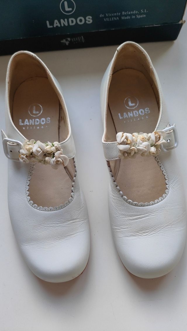 Zapatos niña Landos, blancos