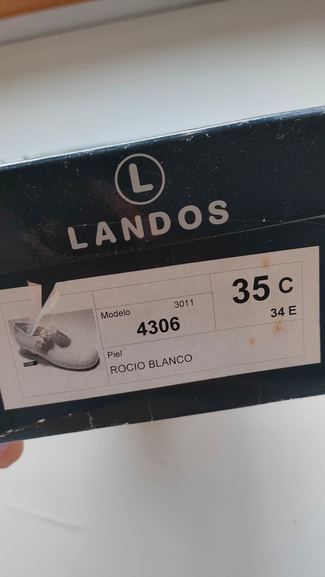 Zapatos niña Landos, blancos