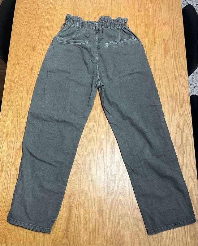 Pantalones cropped Mango grises mujer