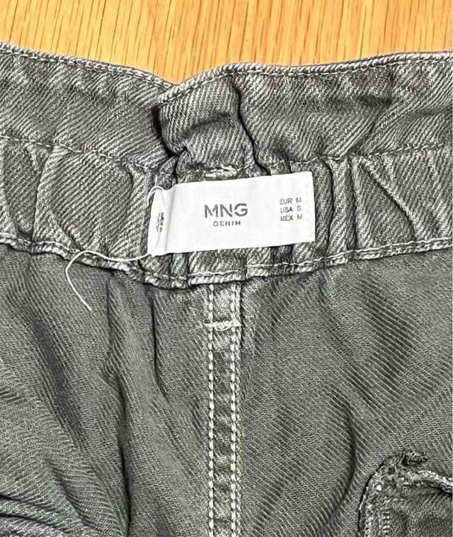 Pantalones cropped Mango grises mujer