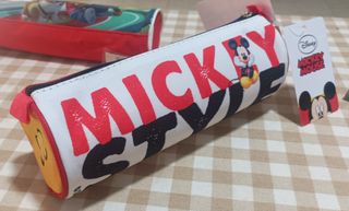 Estuche Mickey Mouse Disney "Nuevo" con etiqueta 