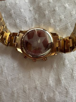 Reloj Adelita Adelita dorado y morado