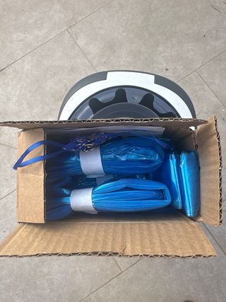 Pañalera Tippe 
con una caja de 8 recambio bolsas