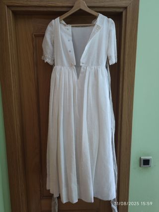 Vestido comunión niña blanco y beige
