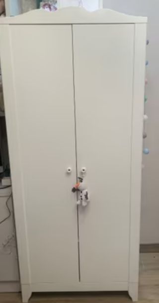Estantería y armario bebé blanco