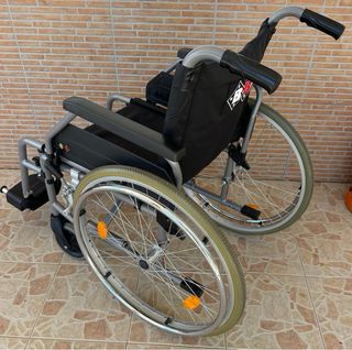 Silla ruedas plegable B&B