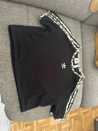 Camiseta Adidas Crop Leopardo
