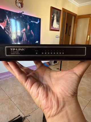 Switch TP-LINK 8 puertos Gigabit