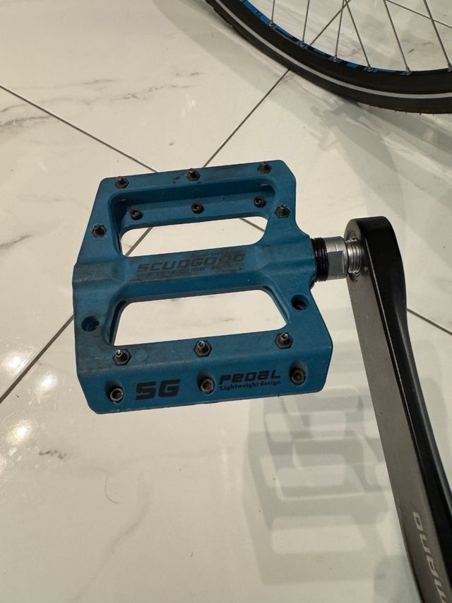 Bicicleta de trekking Cube Touring One