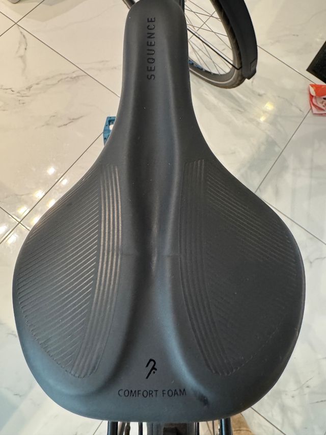 Bicicleta de trekking Cube Touring One