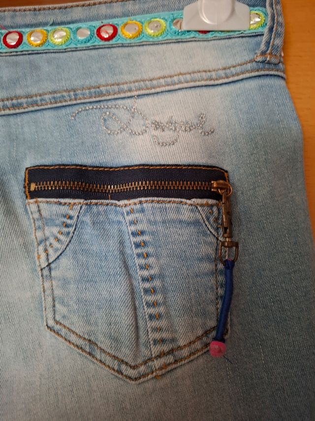 Vaqueros Desigual - Talla 28