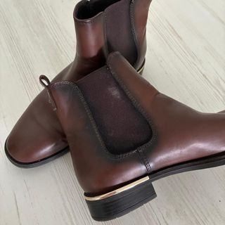 Botines Chelsea Marrón