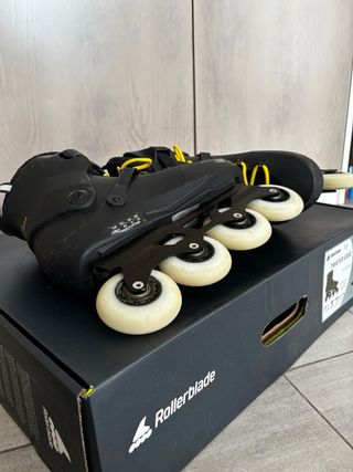 Rollerblade Twister Edge 43 - Patines + Bladegear