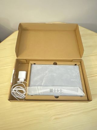 Portátil Samsung Galaxy Book 4 Gris 15.6FHD nuevo 