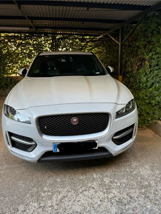 Jaguar F-Pace 2016