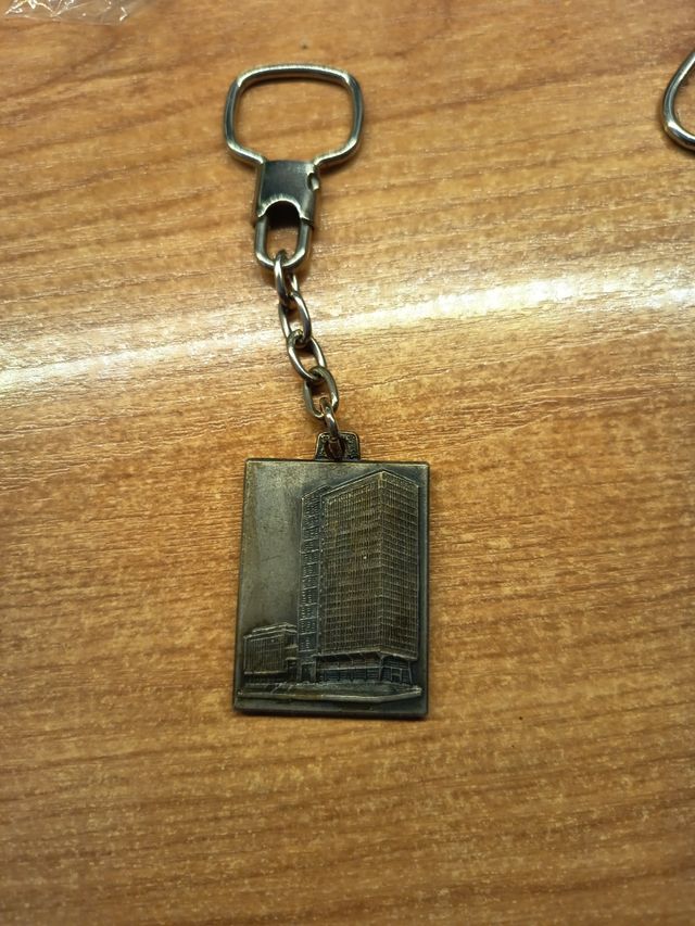 Llavero MGS Diagonal