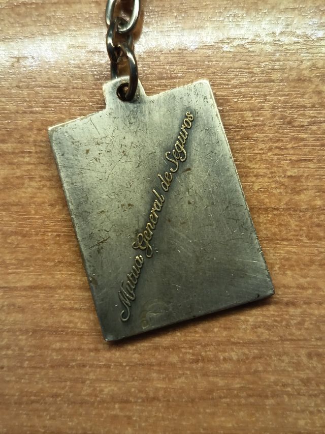 Llavero MGS Diagonal