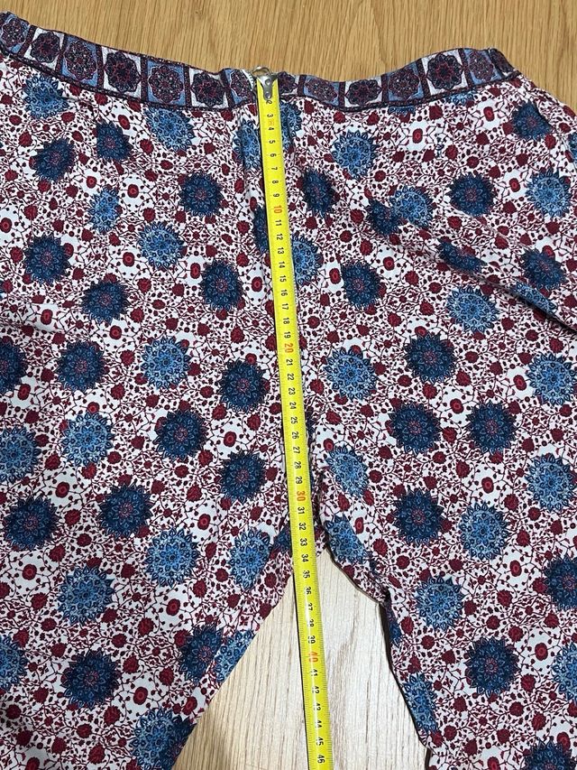 Pantalones estampados Pull&Bear talla XL