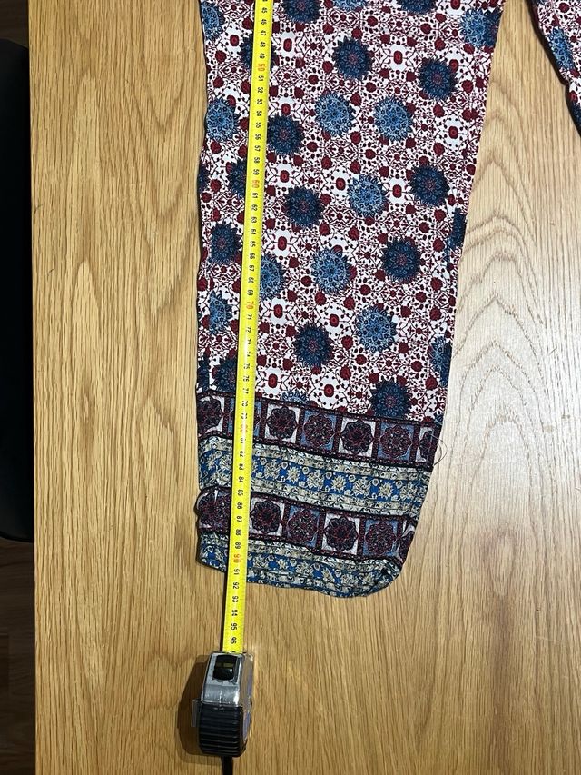 Pantalones estampados Pull&Bear talla XL