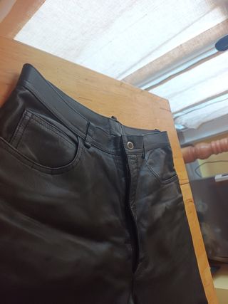 Pantaloni pelle nera uomo