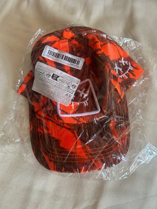 Cappellino cappello con faccina sorridente