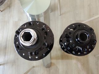 Mozzi Boost MTB 110/148 attacco freni 6 fori