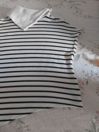Jersey de punto de Zara. 