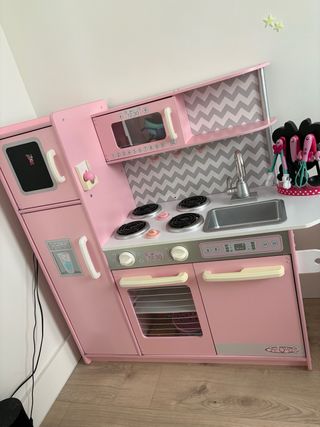Cocina infantil KidKraft rosa