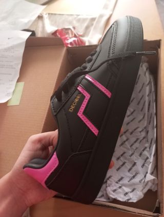 Zapatillas Decibel Negras-Rosas