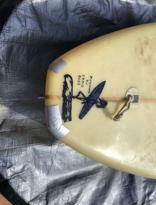 Tabla surf Primitive Surf usada