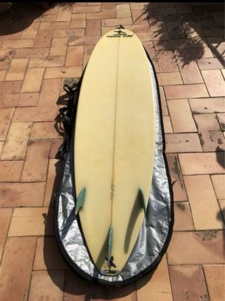 Tabla surf Primitive Surf usada