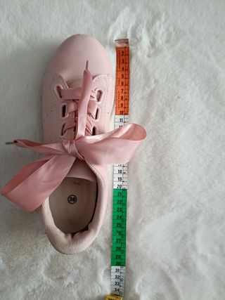 Zapatillas rosa lazo