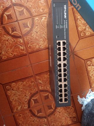 TP-Link TL-SG1024DE Switch 24 puertos