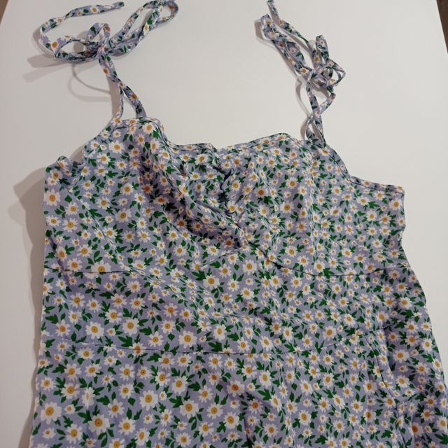 Vestido floral corto