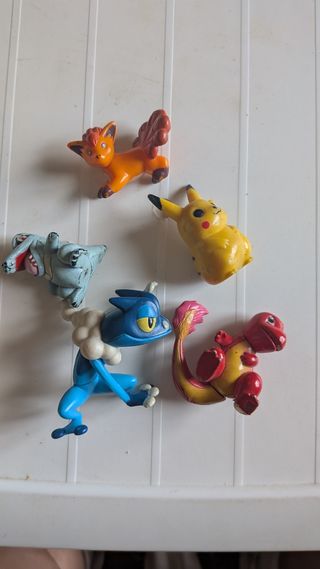 5 Figuras Pokémon 