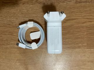 Cargador MacBookPro 96W + Cable USBC Apple