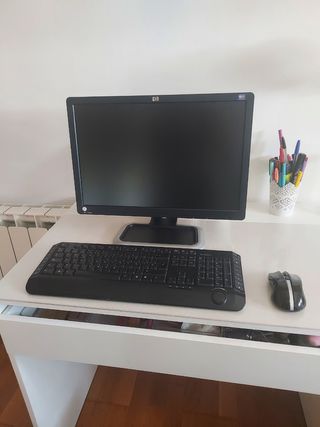 Monitor HP + Teclado y ratón