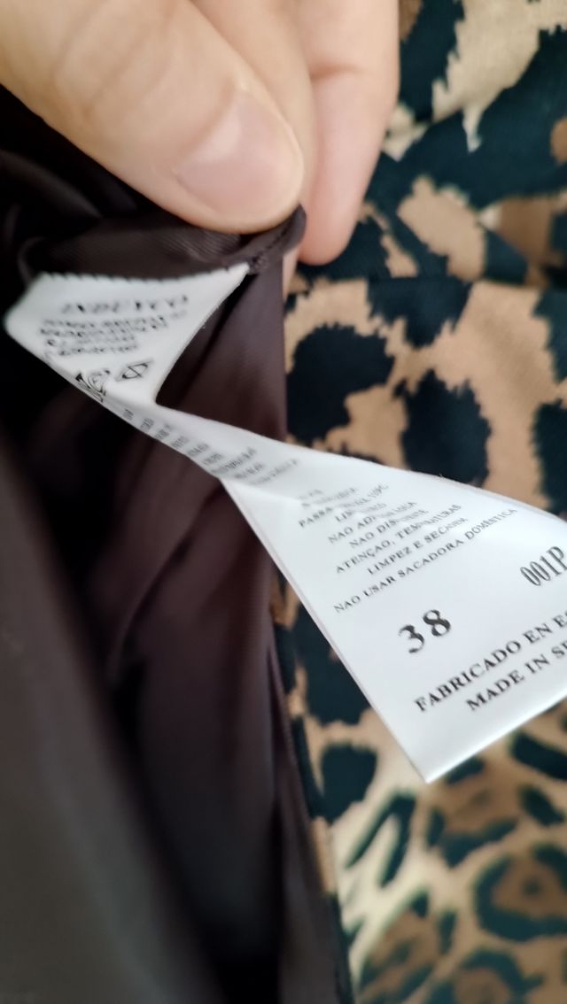 Abrigo Yera leopardo talla M