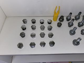 Tornillos de rueda para PSA 