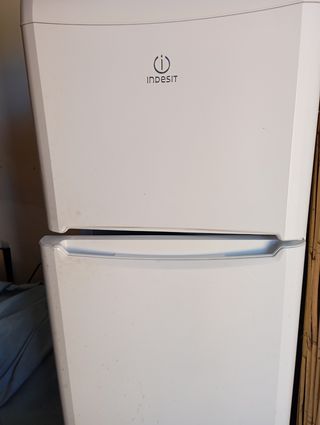 Nevera Indesit - 2 puertas