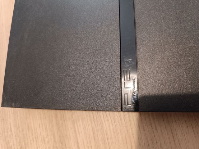 PS2 Slim (PlayStation 2 Slim) negra